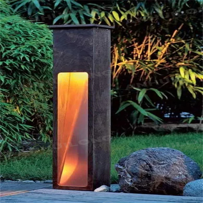 Rustic style Corten Lamp For Garden Art